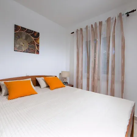 Apartman In Pjescana Uvala Mit Garten, Grill *